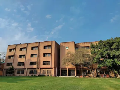 Hamdard Public School, Delhi, Delhi Boarding School Building