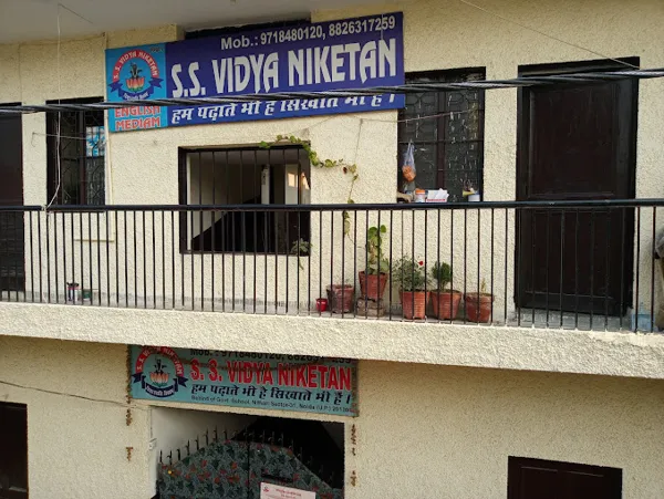 SS Vidya Niketan School, Sector 31, Noida School Building
