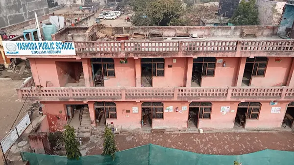 Yashoda Public School, Sector 73, Noida School Building
