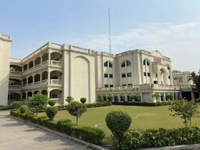 P P Savani Chaitanya Vidya, Surat, Gujarat Boarding School Building