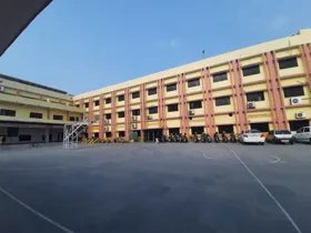 Rani Laxmi Bai Memorial Senior Secondary School, Vikas Nagar, Lucknow School Building