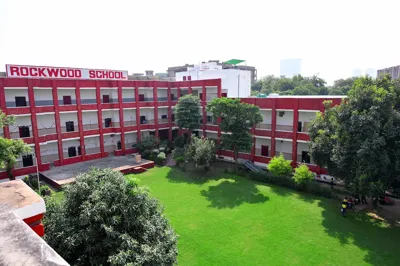 SRM Public School, Sector 33, Noida School Building