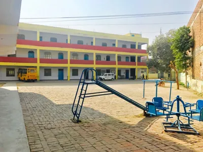 Aurobindo Public School, Buddh Vihar, Delhi School Building