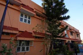 R V Convent & R V English High School, Lakshmipura, Bangalore School Building