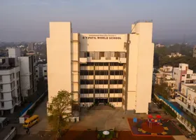 D.Y. Patil World School, Nigdi, Pune School Building