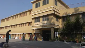 Kantilal Shaha Vidyalay, Talegaon Dabhade, Pune School Building