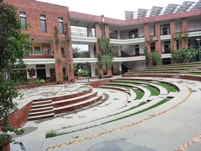 Shikshantar School, Sector 41, Gurgaon School Building