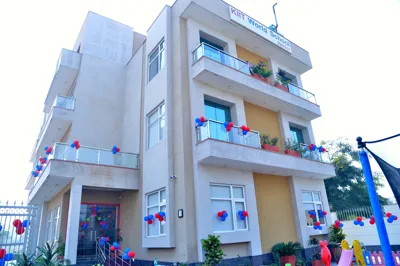 KIIT World School Junior, Sector 46, Gurgaon School Building