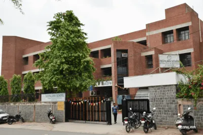 Deepalaya School, Kalkaji, Delhi School Building