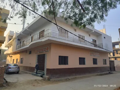 Deep Svardan Public School, Sector 167, Noida School Building