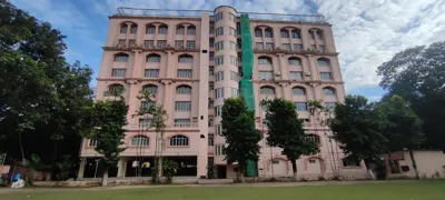 Lakshmipat Singhania Academy, Alipore, Kolkata School Building