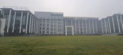 Manav Rachna International School, Sector 14, Faridabad School Building