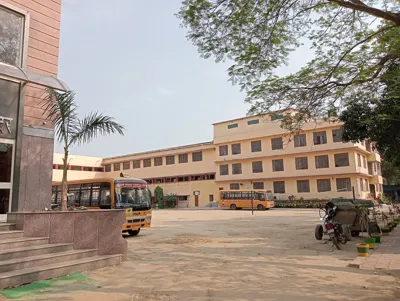 Swami Vivekanand Saraswati Vidya Mandir, Sahibabad, Ghaziabad School Building