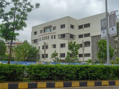 Bharati Vidyapeeth English Medium School, Dasar, Pune School Building