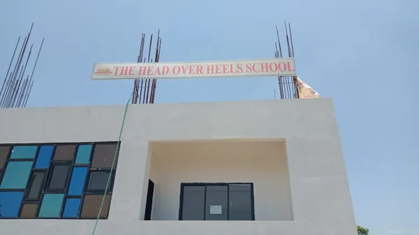 The Head Over Heels School, Uruli Devachi, Pune School Building