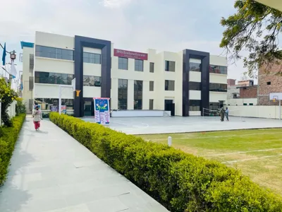 Shikshantaran Senior Secondary School, Jai Vihar Phase II, Delhi School Building