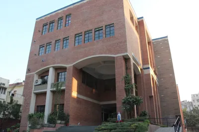 St. Mary's School, Safdarjung Enclave, Delhi School Building