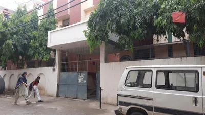 Pearl Public School, Nangloi, Delhi School Building