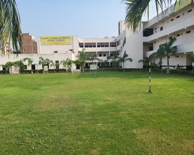 Rajiv Gandhi Memorial Public School, Hastsal, Delhi School Building