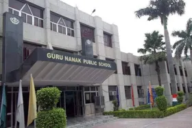 Guru Nanak Public School, Rajouri Garden, Delhi School Building