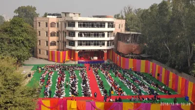 Rainbow English School, Janakpuri, Delhi School Building