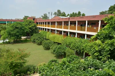 Neo Convent Senior Secondary School, Paschim Vihar, Delhi School Building