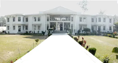 Viaan International School, Preet Vihar, Delhi School Building