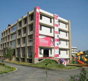 Radcliffe School, Depot Square, Bhopal School Building