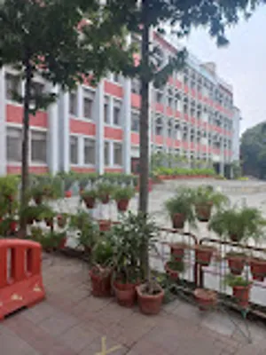 BlueBells School International, Kailash Colony, Delhi School Building