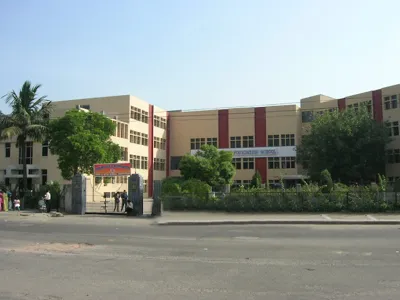 Cambridge Foundation School, Rajouri Garden, Delhi School Building