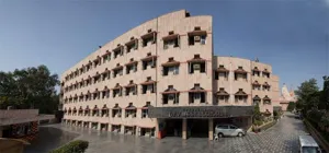 Darbari Lal DAV Model School, Shalimar Bagh, Delhi School Building