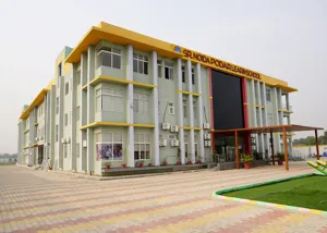 Greater Noida Podar Learn School, Knowledge Park V, Greater Noida West School Building