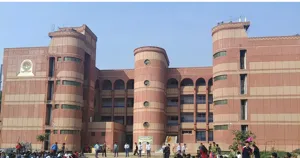 Modern Public School, Anand Vihar, Delhi School Building