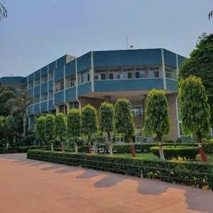 Jaspal Kaur Public School, Shalimar Bagh, Delhi School Building