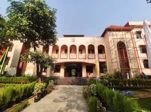Vishwa Bharati Public School, Sector 28, Noida School Building
