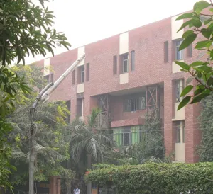 Banyan Tree School, New Usmanpur, Delhi School Building