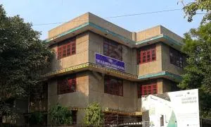 Hira Lal Jain Senior Secondary School, Delhi Cantonment, Delhi School Building