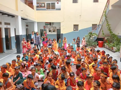 Gagan Public School, Meethapur, Delhi School Building