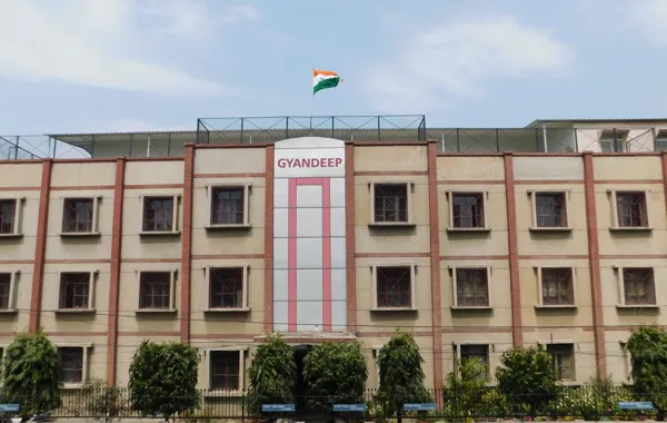 Gyandeep Vidya Bhawan, Yamuna Vihar, Delhi School Building