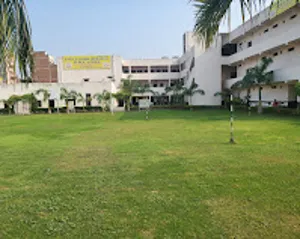 Rajiv Gandhi Memorial Public School, Hastsal, Delhi School Building
