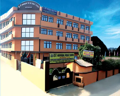 R.P. Memorial Senior Secondary Public School, Uttam Nagar, Delhi School Building