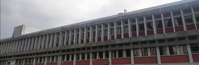 Holy Child Auxilium School, Chittaranjan Park, Delhi School Building