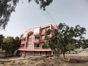 Holy Convent Sr. Sec. School, Uttam Nagar, Delhi School Building