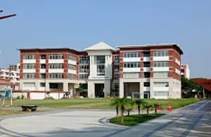 Learners International School, Knowledge Park III, Greater Noida School Building
