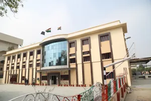 Modern School, Sector 11, Noida School Building
