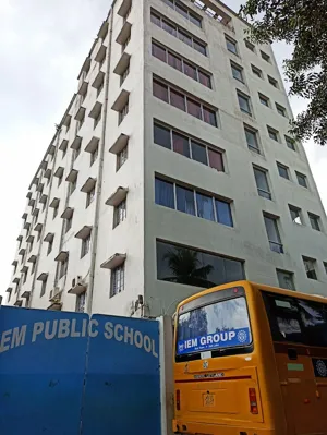 IEM Public School Building Image
