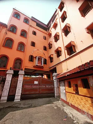 Swami Pranabananda Vidyapith, Tollygunge, Kolkata School Building