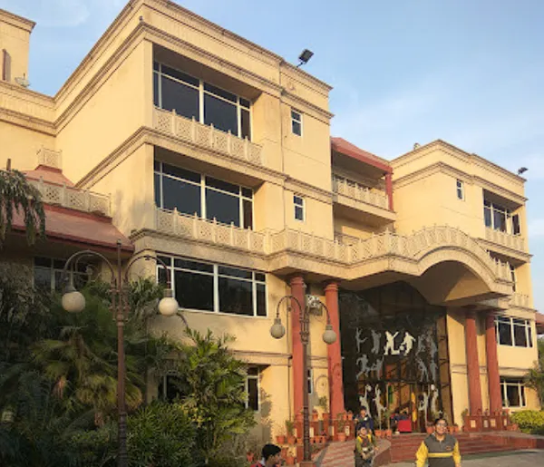 K.R. Mangalam World School, Vikas Puri, Delhi School Building