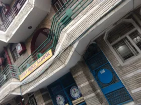 Lovely Public School, Geeta Colony, Delhi School Building