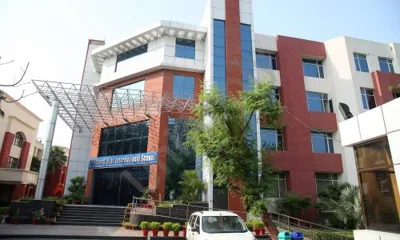 Billabong High International School, Sector 34, Noida School Building